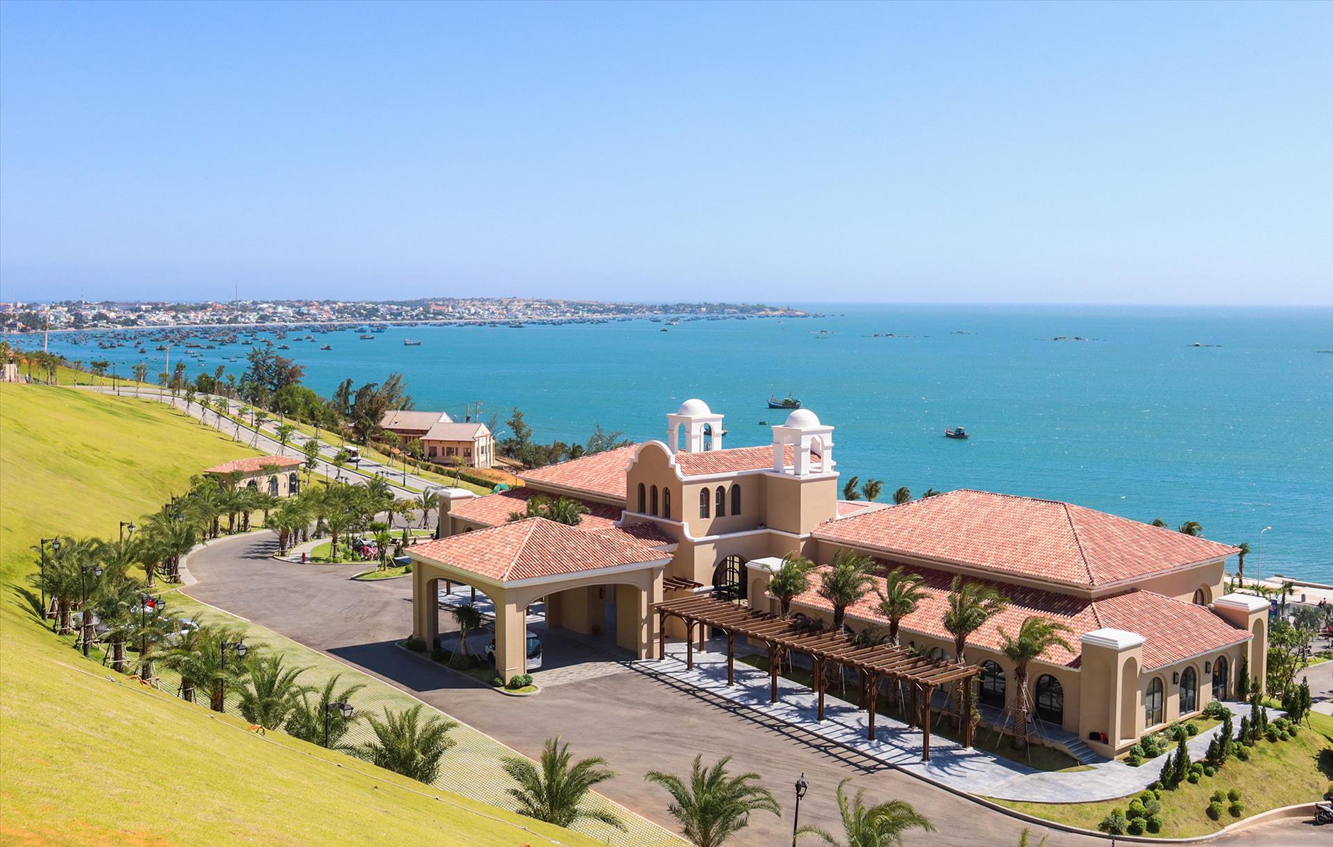 Centara Mirage Resort Mui Ne